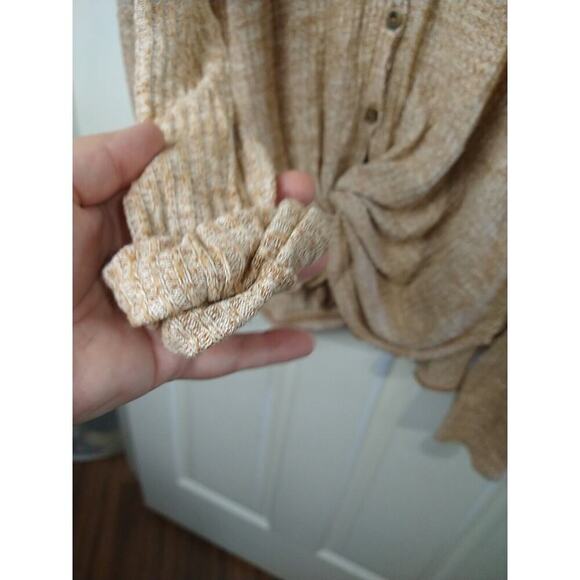 Out From Under Rust Oversized M Long Sleeve V Neck Waffle Button Knotted Blouse. - Picture 5 of 9